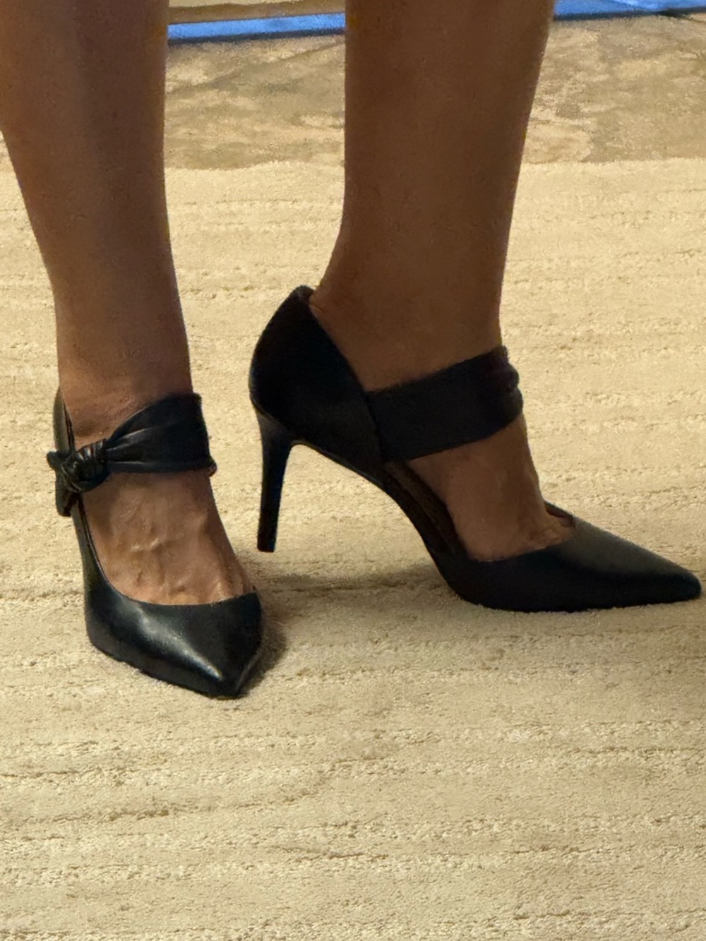 NINE WEST Knotted Mary Jane Heels in soft black leather. Size 7.5
